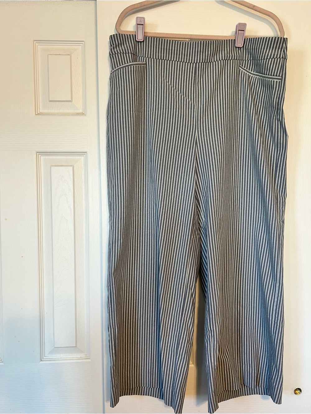 Chicos So Slimming Striped Wide-Leg Women’s Pants in Navy and White 16R NWT